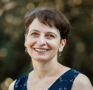 Liz Rachel Walker